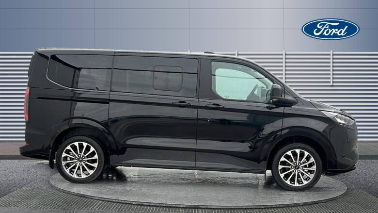 Ford Tourneo Custom 340 L1 Electric Rwd 160kW 65kWh H1 Titanium X 8 seater Auto